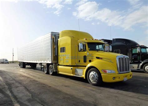 heavy haul trucking companies hiring.